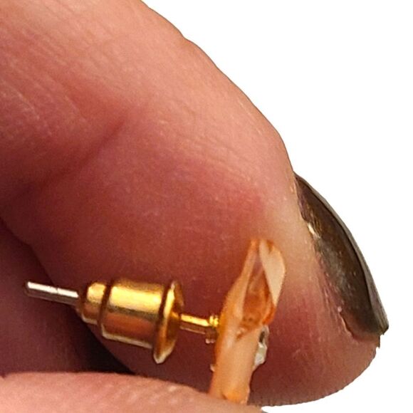 Earrings Pierced Peach Daisy White Stone Center Hypoallergenic 1/2 Inch - Picture 4 of 7